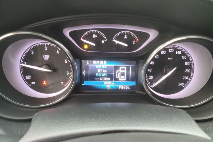 别克 昂科威 2018款 20T 两驱精英型中控内饰14