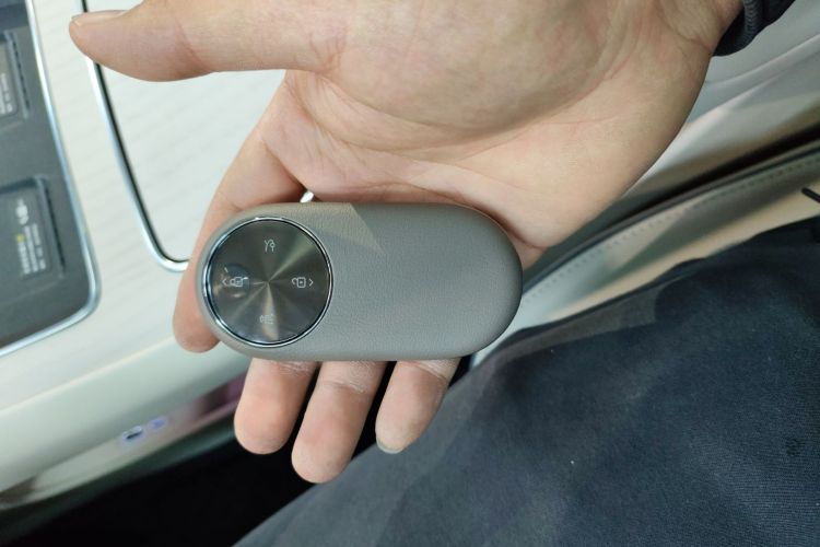 鸿蒙智行 享界S9 2025款 增程 Ultra中控内饰11