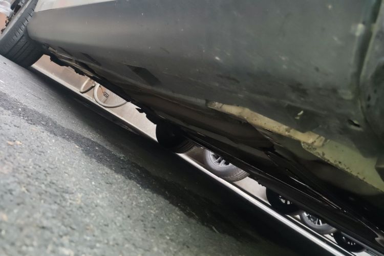 福特 福克斯 2015款 三厢 EcoBoost 180 自动旗舰型局部细节9001