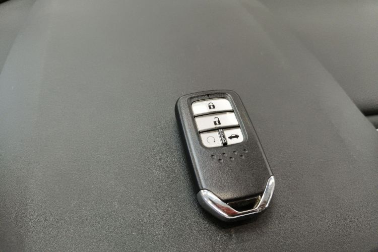 本田 思域 2019款 220TURBO CVT劲动版 国VI中控内饰7001