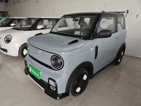 吉利银河 2025款 210km 熊猫卡丁