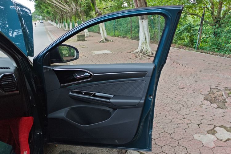 捷达VS7 2023款 280TSI 自动高光荣耀版中控内饰42