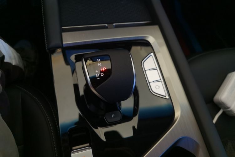 捷途X70 2024款 1.5T DCT跃享版 5座中控内饰18