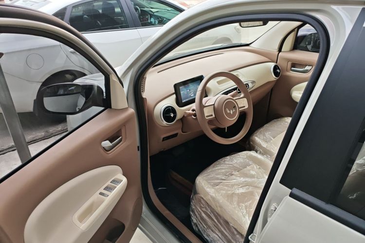 五菱汽车 宏光MINIEV 2025款 四门版 进阶款中控内饰20