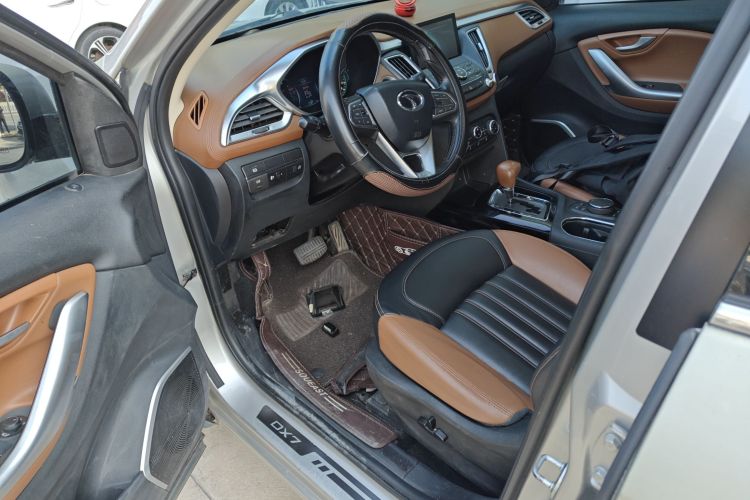 东南DX7 2015款 1.5T 自动豪华型中控内饰20
