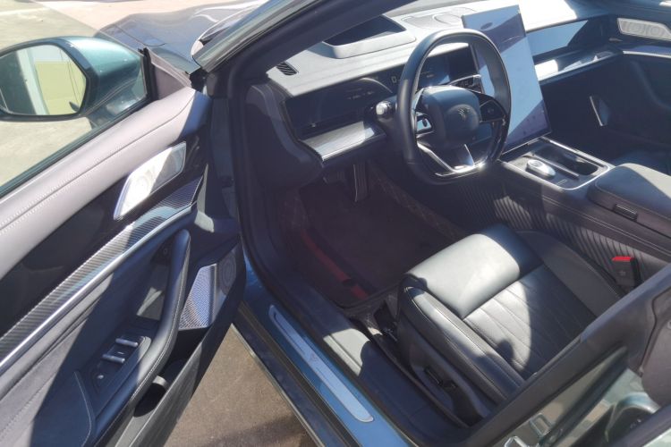 哪吒汽车 哪吒S猎装 2024款 增程300 Pro版中控内饰20