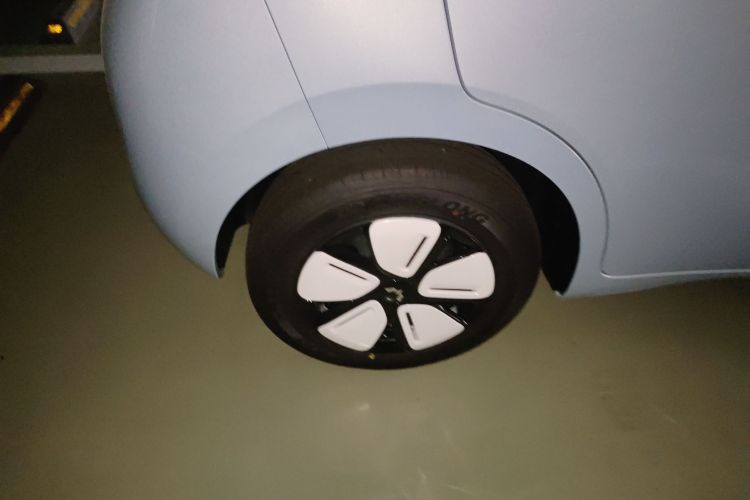 五菱汽车 宏光MINIEV 2025款 四门版 进阶款车身外观6003