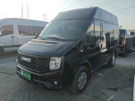 江铃福顺 2023款 2.0T 自动短轴中高顶商运型多功能乘用车6座