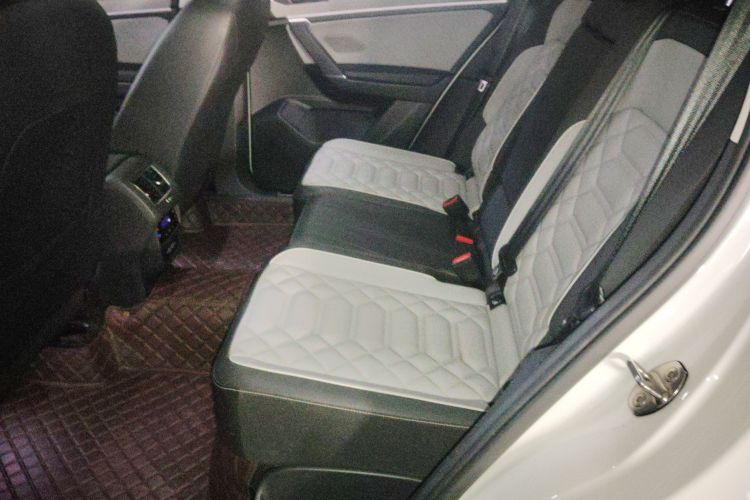 大众 探岳 2023款 300TSI 两驱豪华Plus进阶版中控内饰21