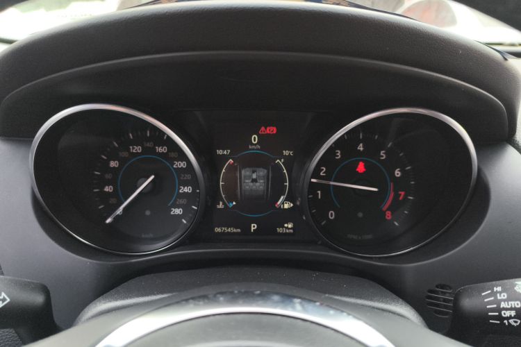 捷豹F-PACE 2018款 2.0T 两驱都市尊享版局部细节14