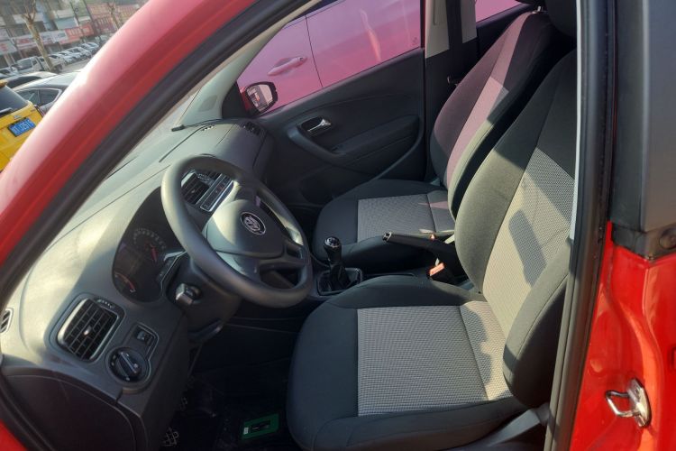 大众 Polo 2018款 1.5L 手动安驾型中控内饰19