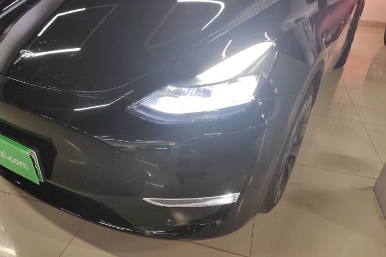 特斯拉 Model Y 2023款 高性能全轮驱动版局部细节36