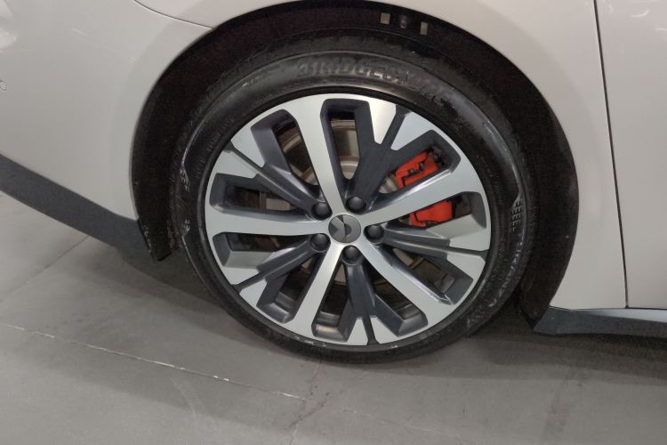 蔚来ET7 2022款 100kWh 首发版车身外观6008