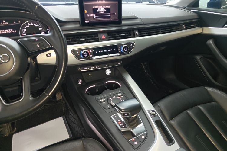 奥迪A5 2017款 Coupe 40 TFSI 时尚型中控内饰16