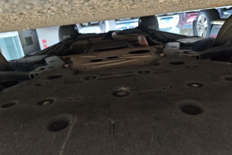 宝马X5(进口) 2017款 xDrive35i 典雅型局部细节9008