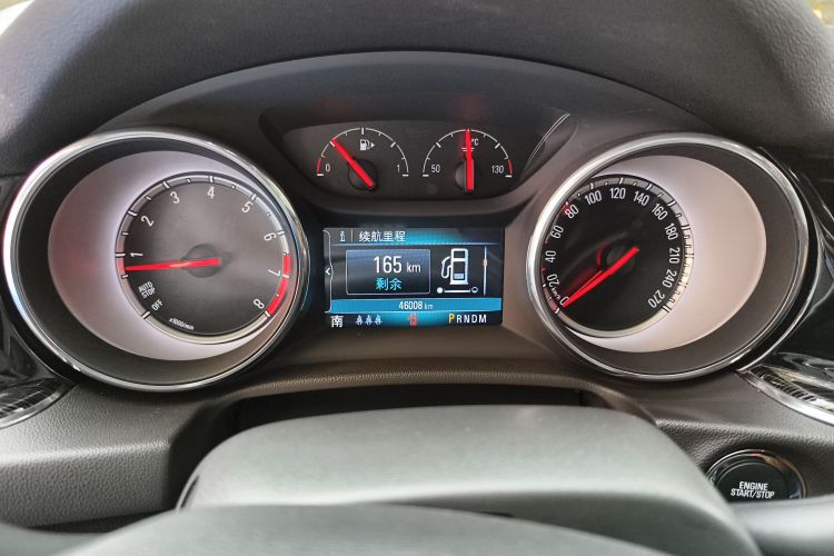 别克 君威 2019款 20T 豪华型 国VI中控内饰14