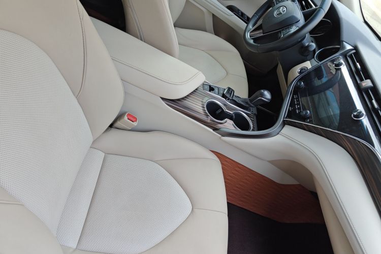 丰田 凯美瑞 2019款 2.5G 豪华版 国VI局部细节41