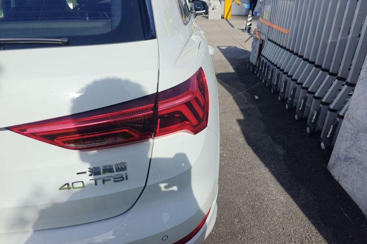 奥迪Q3 2023款 改款 40 TFSI 时尚动感型车身外观9