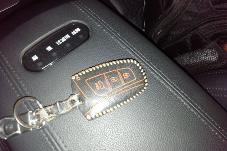 现代 胜达 2015款 2.0T 自动四驱智能型 5座中控内饰7001