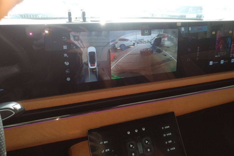 岚图汽车 岚图追光 2023款 四驱旗舰版局部细节16