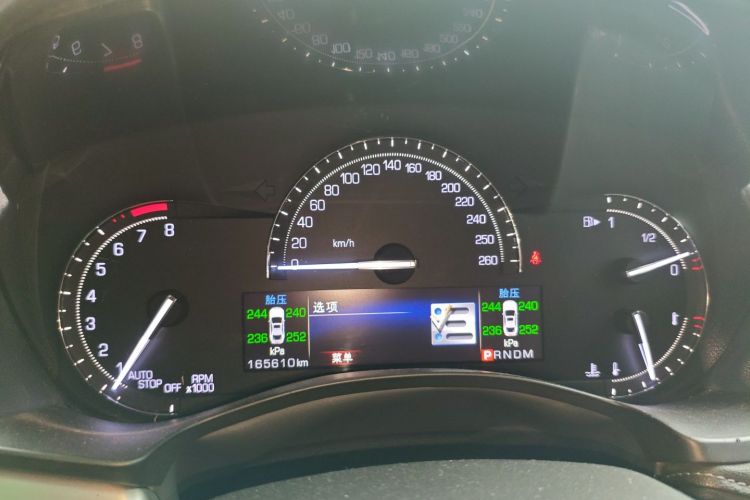 凯迪拉克ATS-L 2017款 28T 时尚型中控内饰14