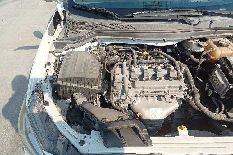 雪佛兰 科沃兹 2018款 320 自动欣享天窗版局部细节9006