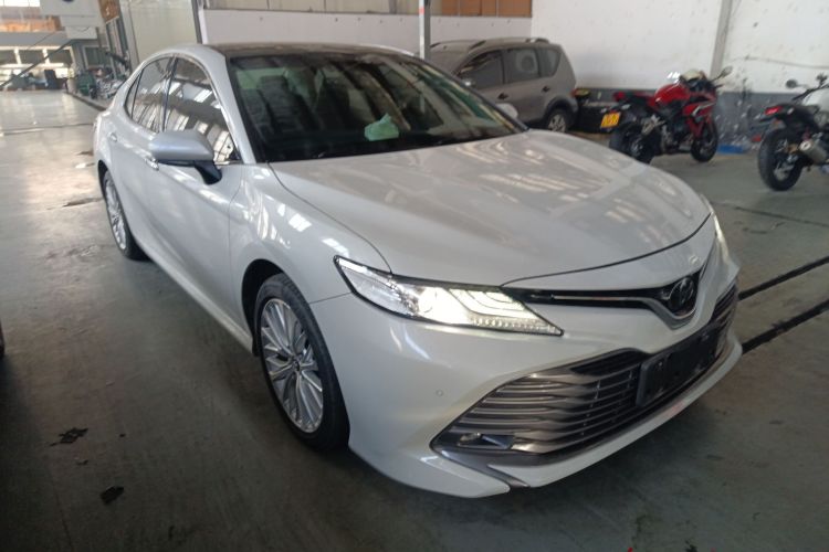 丰田 凯美瑞 2019款 改款 2.5G 豪华版车身外观3