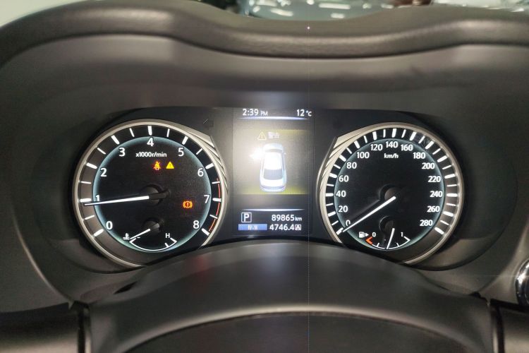 英菲尼迪Q50L 2018款 2.0T 逸享版 国V中控内饰14