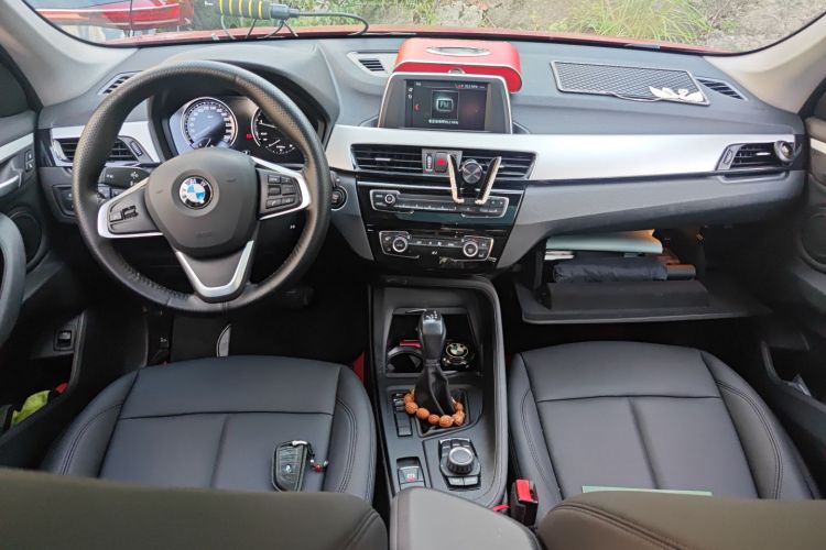 宝马X1 2019款 sDrive18Li 时尚型中控内饰7002