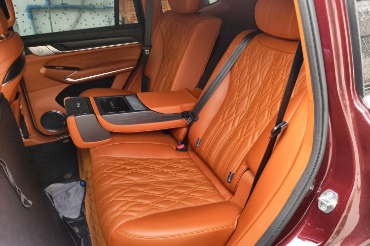 坦克500 2022款 3.0T 高端定制版 5座中控内饰7004