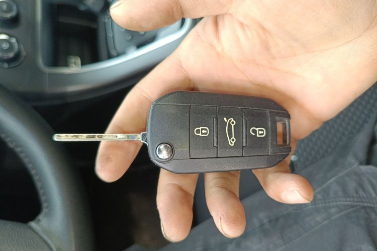 雪铁龙 C4世嘉 2018款 1.6L 自动豪华型中控内饰7001