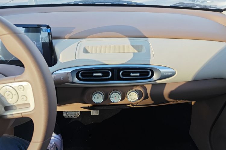 五菱汽车 宏光MINIEV 2025款 四门版 进阶款中控内饰16