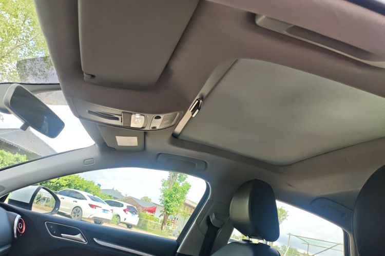 奥迪A3 2015款 Limousine 40 TFSI 自动舒适型局部细节22