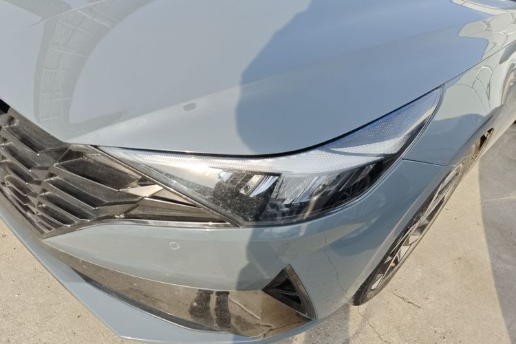 现代 伊兰特 2021款 1.5L CVT LUX尊贵版局部细节36