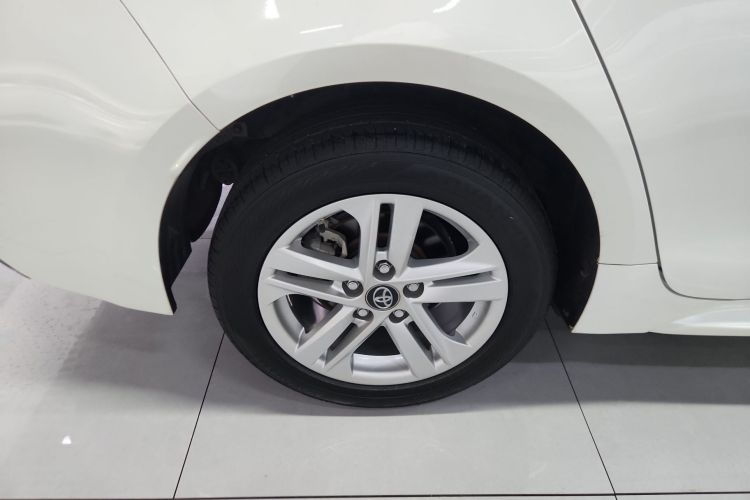 丰田 雷凌 2019款 185T CVT豪华版 国VI车身外观6008