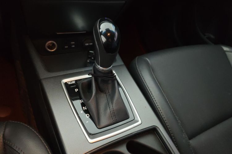 现代 名图 2017款 1.8L 自动尊贵型DLX 国V局部细节18