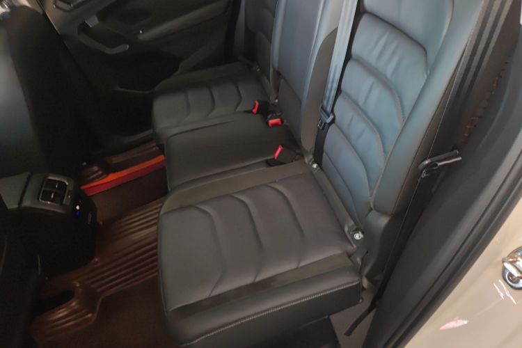 大众 途观L 2019款 330TSI 自动两驱全景舒适版 国VI中控内饰21