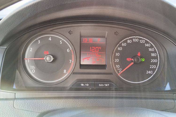 大众 桑塔纳 2021款 1.5L 自动风尚版中控内饰14