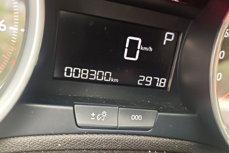 标致408 2020款 360THP 十周年质臻版中控内饰15