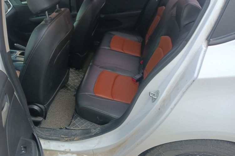 雪佛兰 科沃兹 2018款 320 自动欣享天窗版中控内饰21