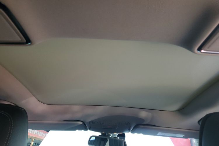 奔驰C级 2017款 改款 C 200 L 运动版局部细节22