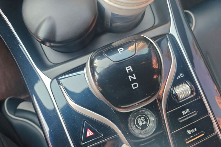 比亚迪 秦PLUS 2021款 DM-i 55KM 旗舰型中控内饰18