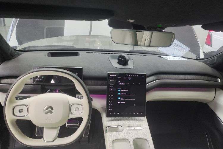 蔚来ES7 2022款 75kWh中控内饰7002