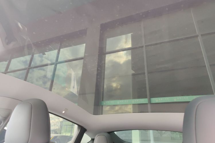 特斯拉 Model Y 2022款 改款 长续航全轮驱动版局部细节22