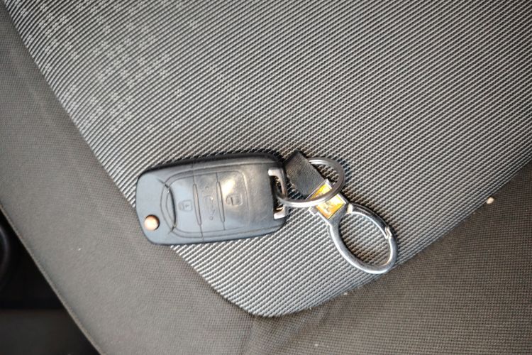 五菱汽车 宏光MINIEV 2020款 自在款 三元锂中控内饰7001