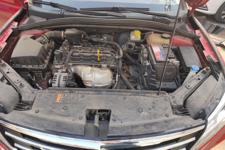 荣威i5 2020款 1.5L 自动4G互联领豪版机舱底盘24