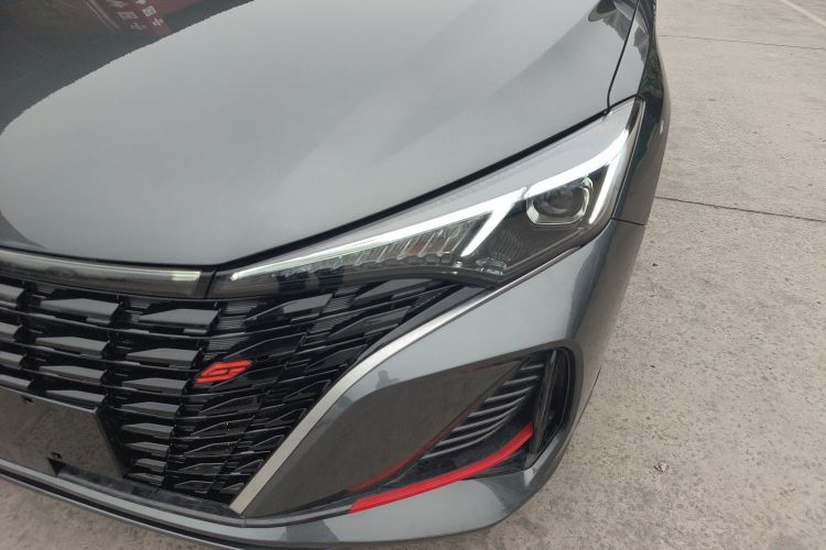 长安 逸动 2024款 PLUS 蓝鲸NE 1.4T GDI DCT高能版局部细节36