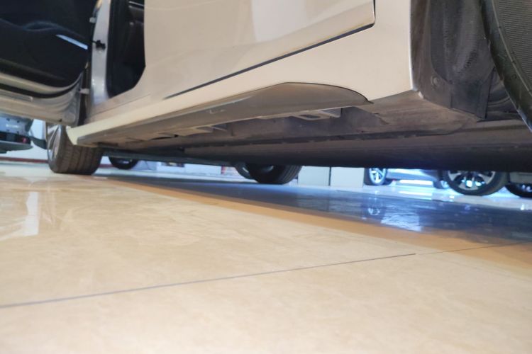 埃安 AION S Plus 2023款 70 智领版 磷酸铁锂局部细节9002