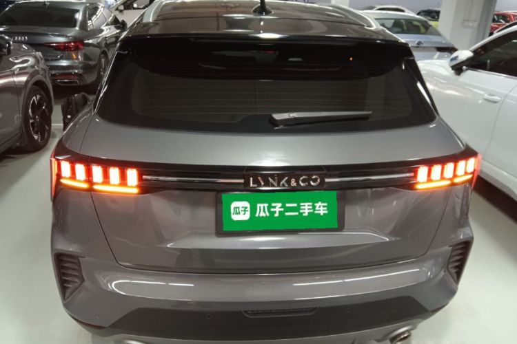 领克06 2023款 Remix 1.5T 劲Halo车身外观6