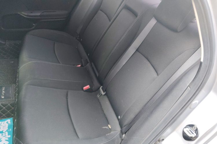 本田 思域 2019款 220TURBO CVT燃动版 国VI中控内饰21